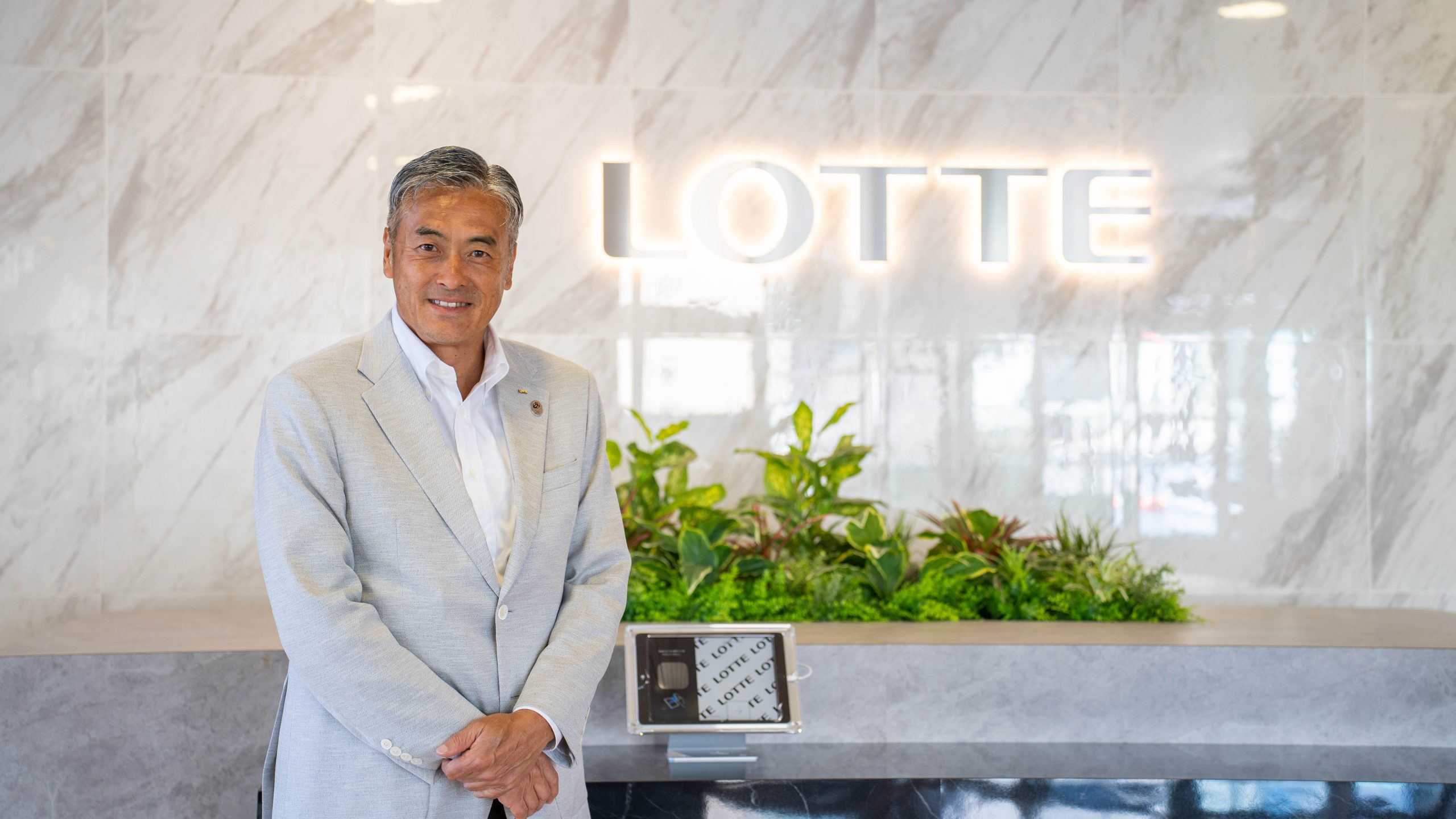 特別インタビュー】株式会社ロッテホールディングス 代表取締役社長 CEO 玉塚 元一様 | One Month Program Blog  ワンマンスプログラム┃テンナインが発信する英語サイト