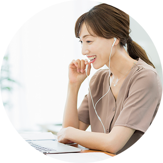 フィードバックで改善を積み重ねるイメージ